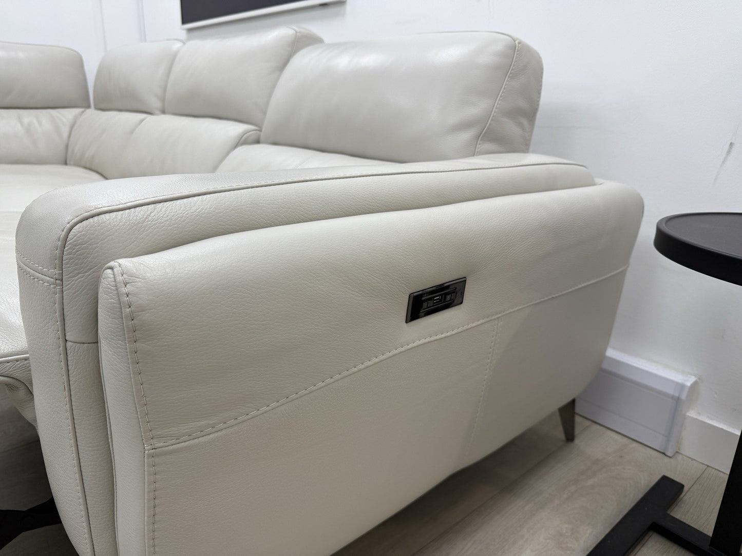 DFS San Antonio Power Recliner Corner Sofa In Fossil Leather