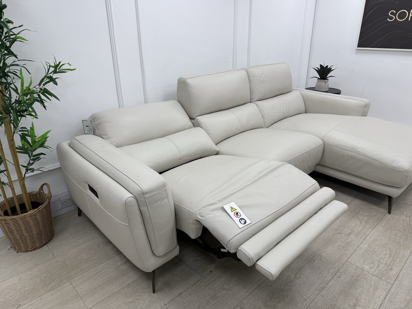 DFS San Antonio Power Recliner 3 Seater Chaise End Sofa In Fossil Leather