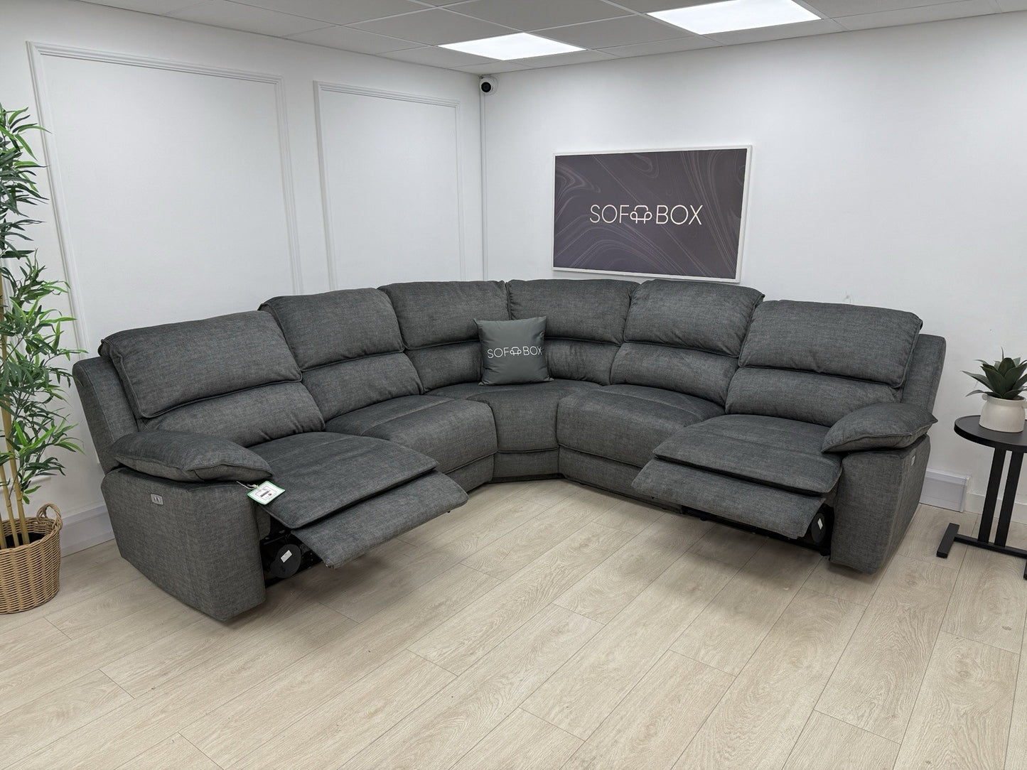 Oak Furnitureland Goodwood Power Recliner Corner Sofa In Plush Charcoal Fabric