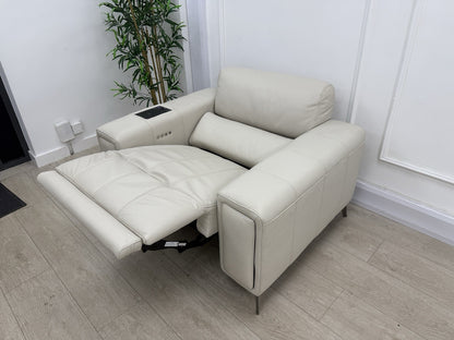 DFS Showcase Power Recliner Chair With Arm Console In Frost Leather