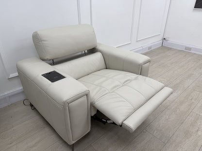 DFS Showcase Power Recliner Chair With Arm Console In Frost Leather