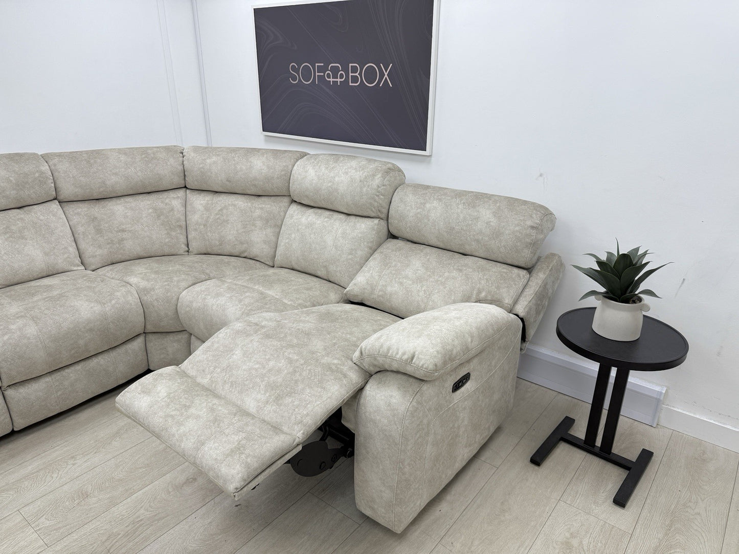 Furniture Village Moreno Power Recliner Corner Sofa In Cream Fabric