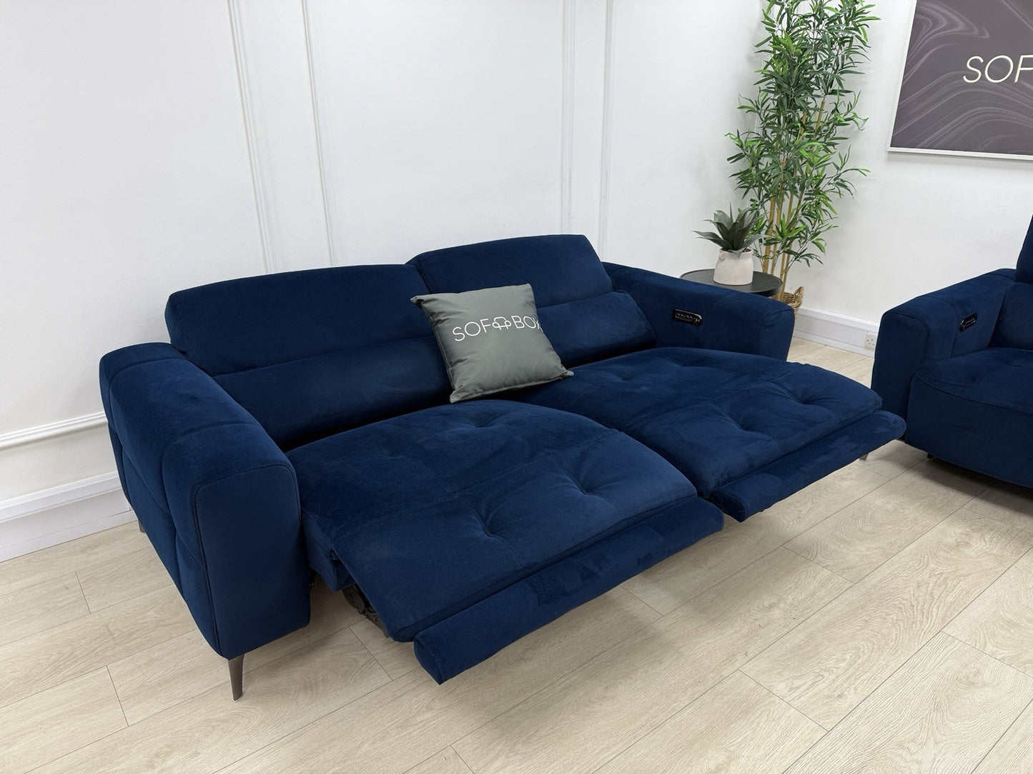 Furniture Village New York Power Recliner 3 Seater & Chair Set In Navy Velvet