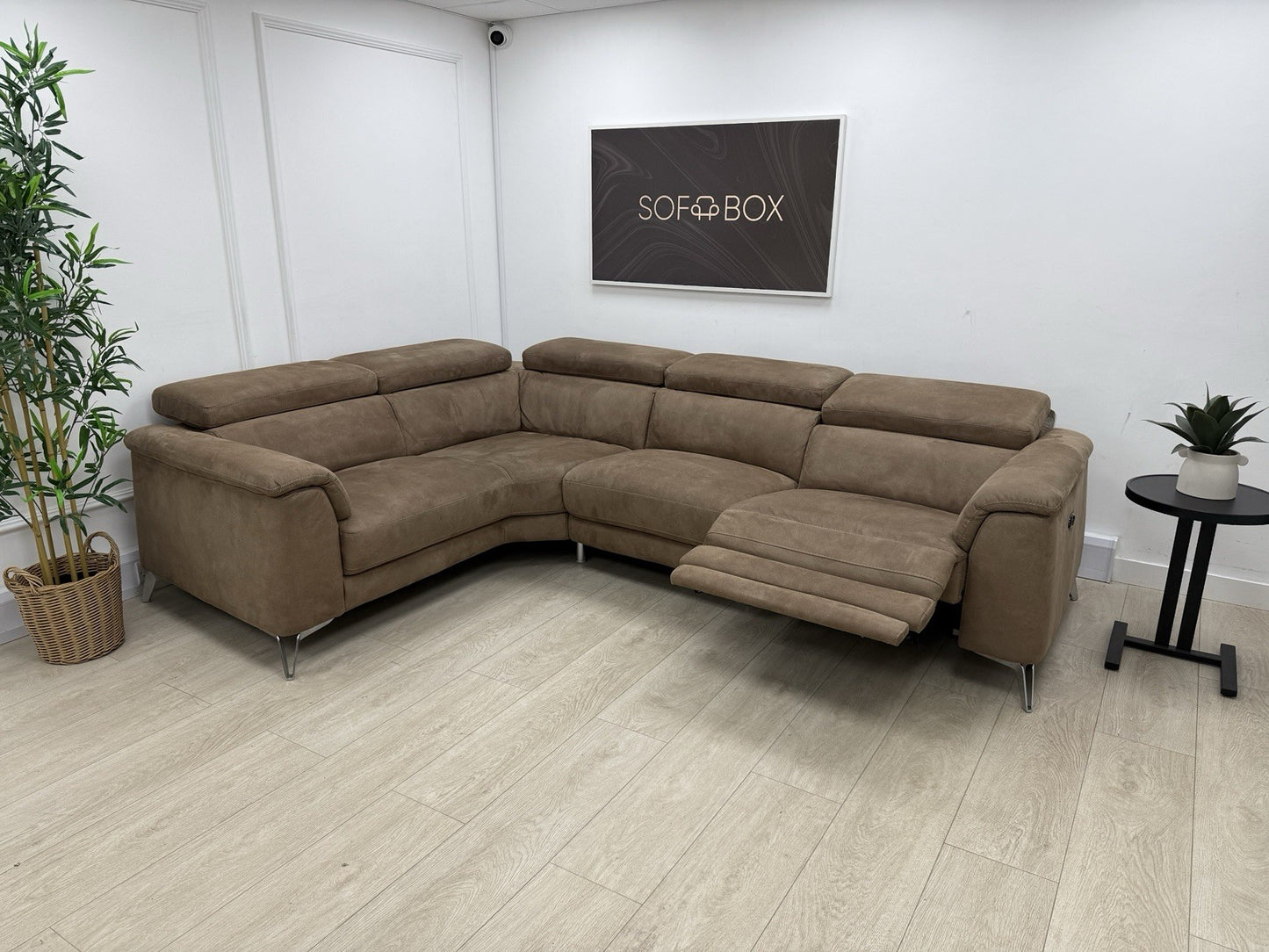 DFS Tahiti Power Recliner Corner Sofa In Arizona Tan Fabric