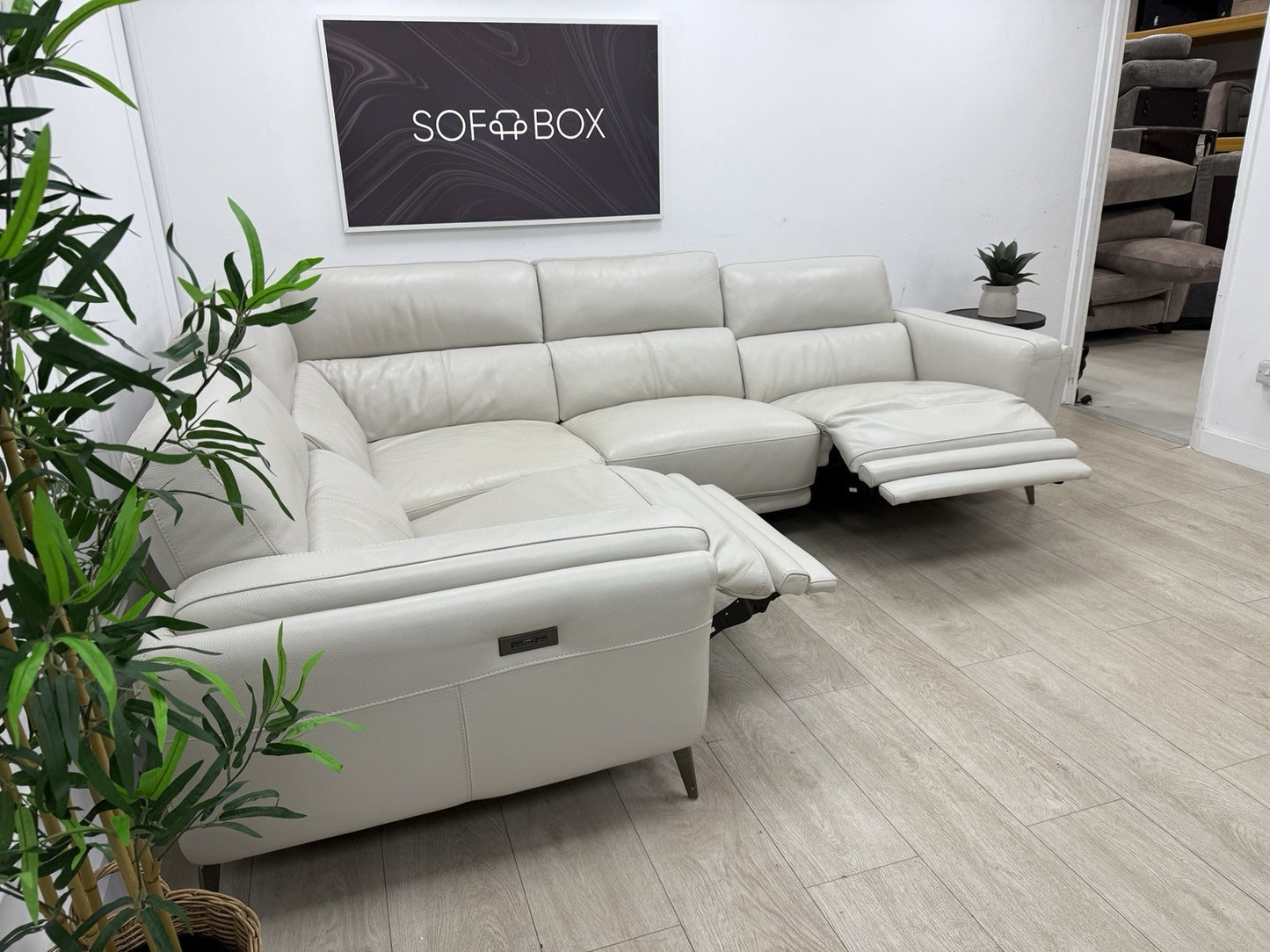 DFS San Antonio Power Recliner Corner Sofa In Fossil Leather