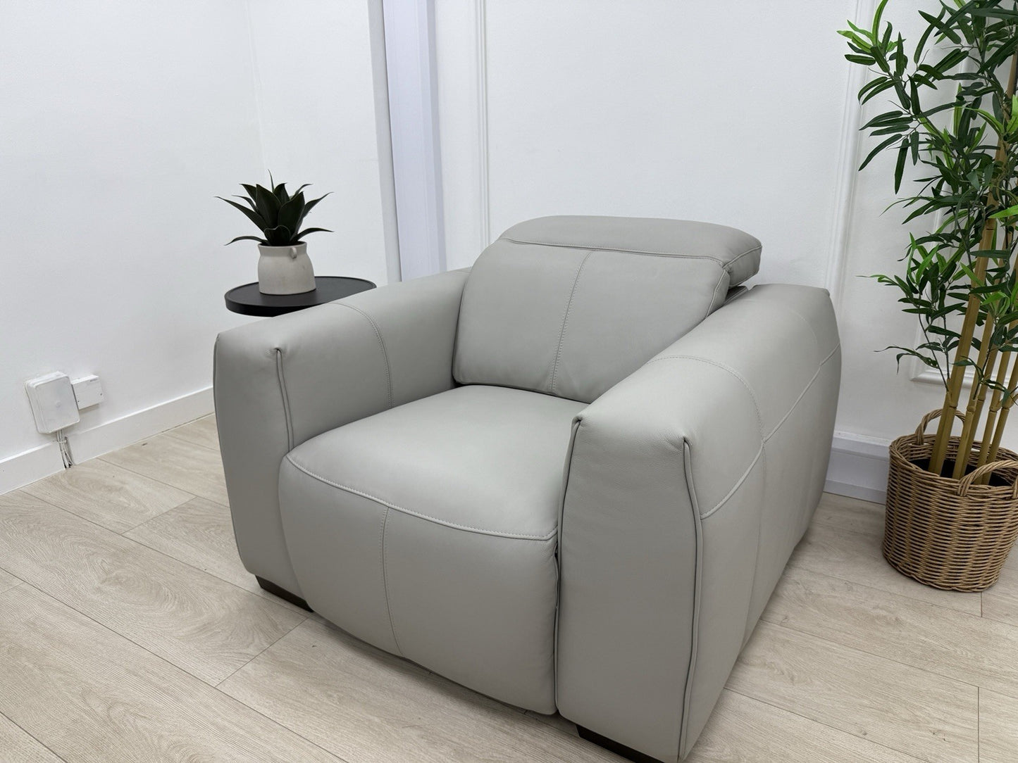 DFS Lauder Memory Power Recliner Armchair In Grey Mist Leather