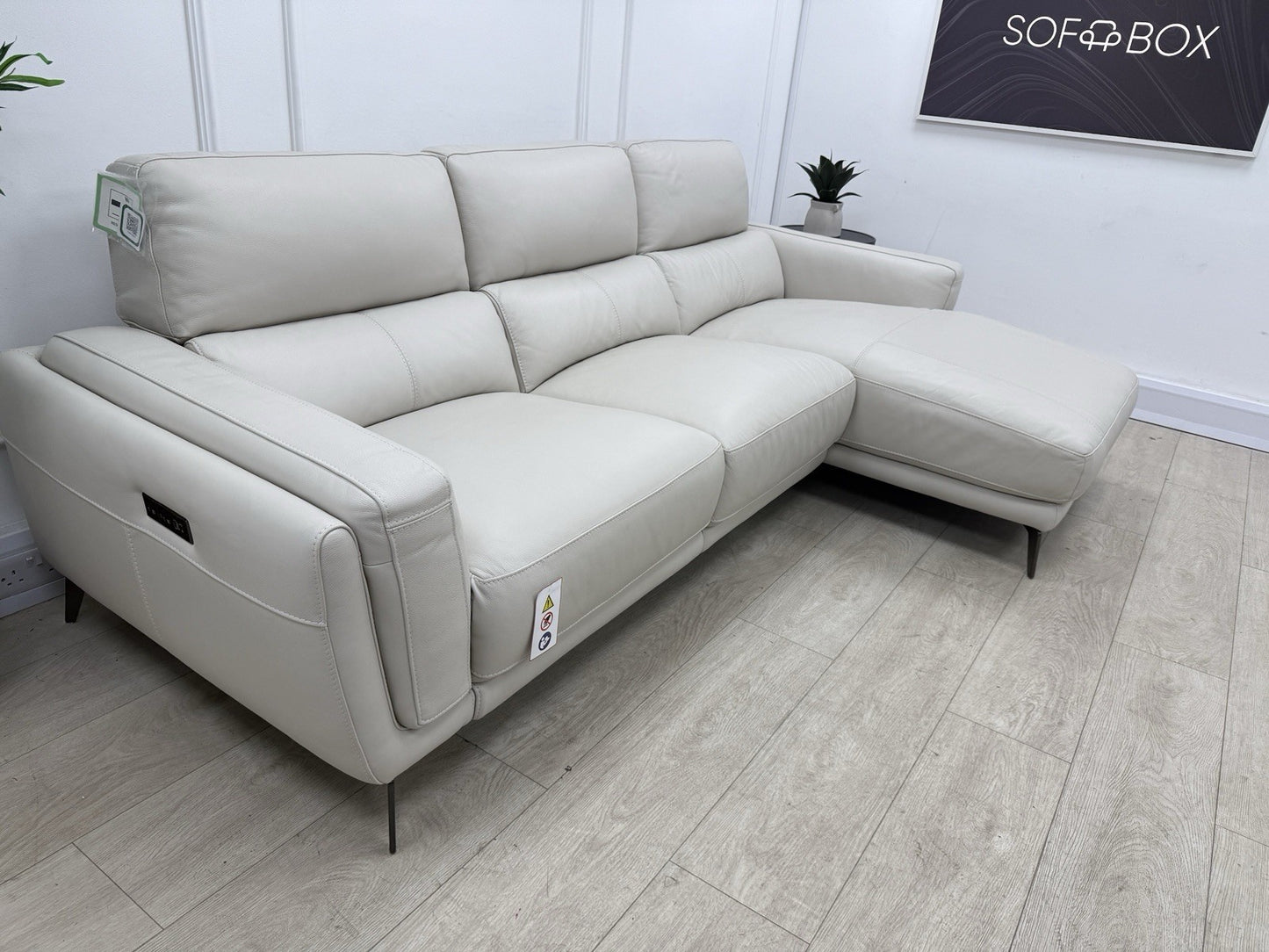DFS San Antonio Power Recliner 3 Seater Chaise End Sofa In Fossil Leather