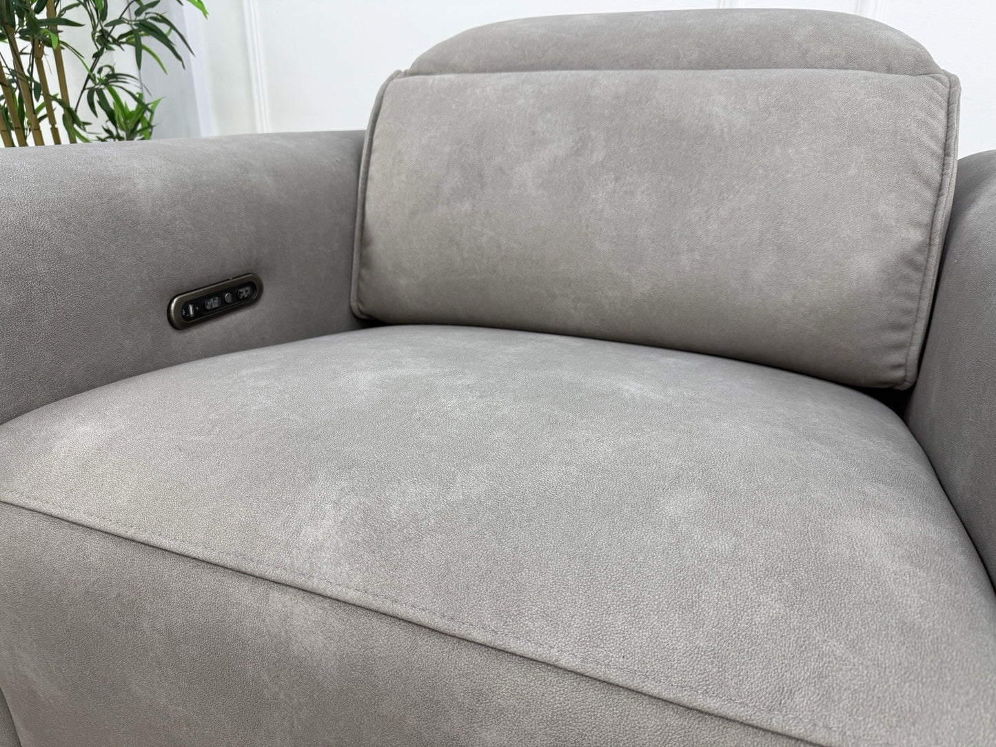 Sofology Premiere Power Recliner Love Seat In Lifestyle Flecked Mocha Fabric