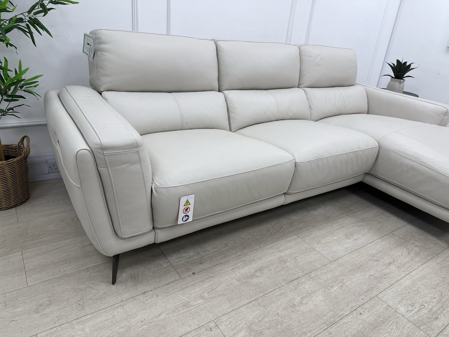 DFS San Antonio Power Recliner 3 Seater Chaise End Sofa In Fossil Leather