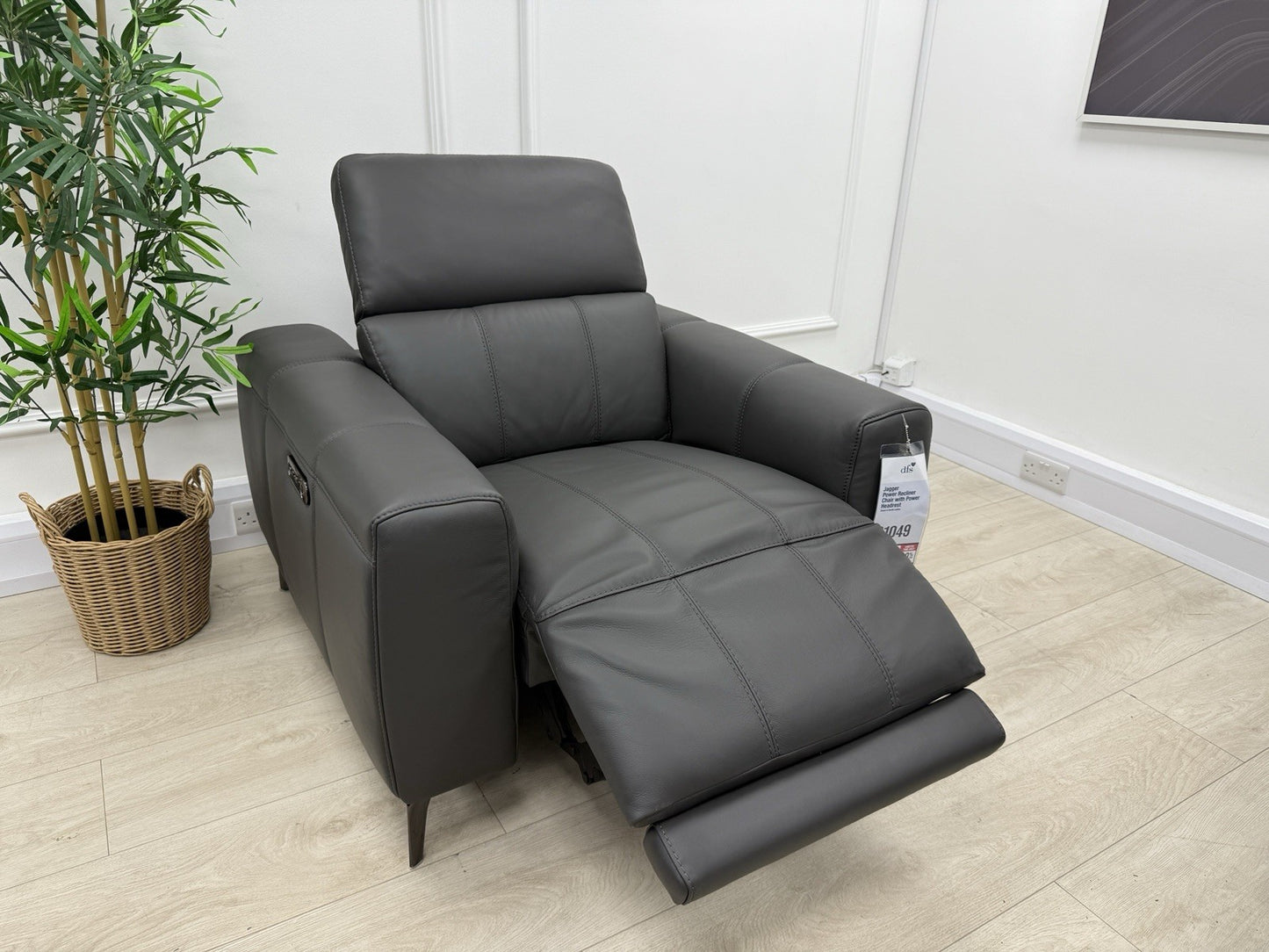 DFS Jagger Power Recliner Chair with Power Headrest